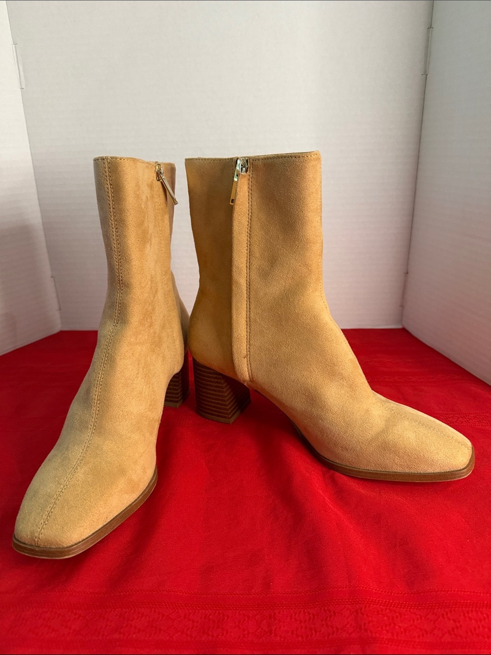 H&M Ankle Boots -Women's Camel Square Toe Suede Block Heel Ankle Size 9.5